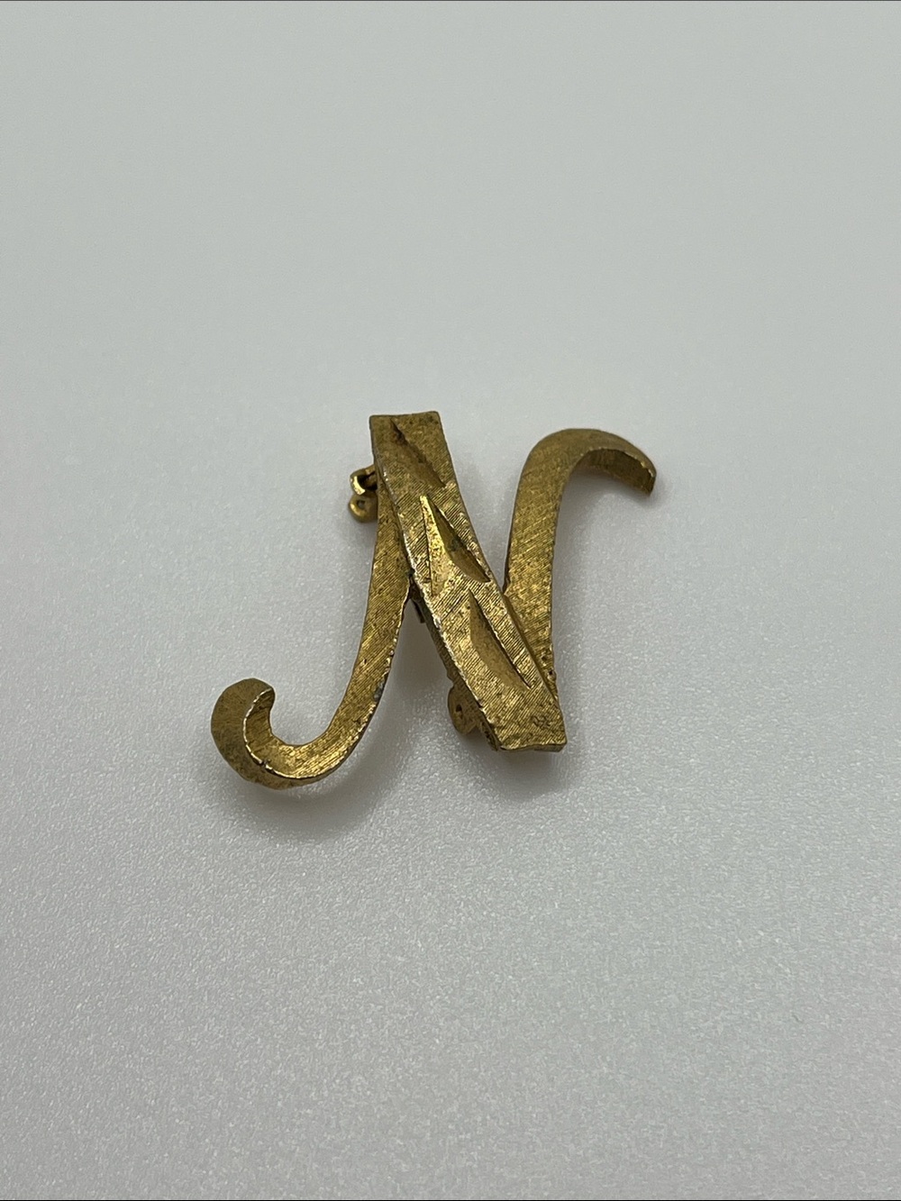 Gold tone Letter 'N' Initial Brooch - Classic Monogram Pin